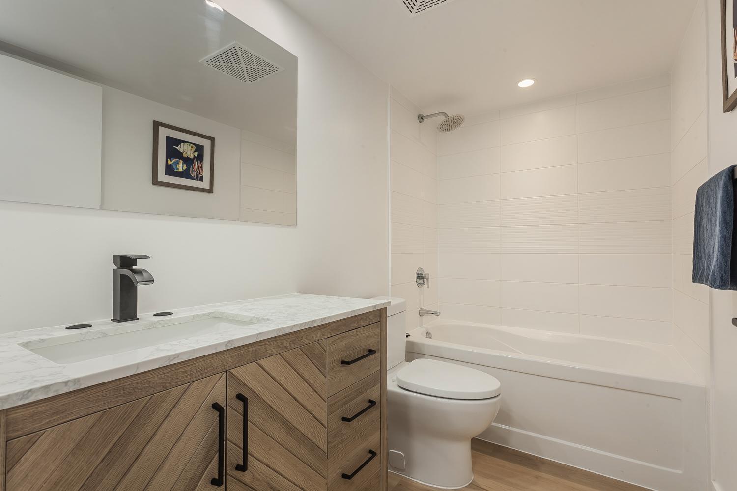 Cozy 2Br Close To Cn Tower & Harbourfront Toronto Zewnętrze zdjęcie